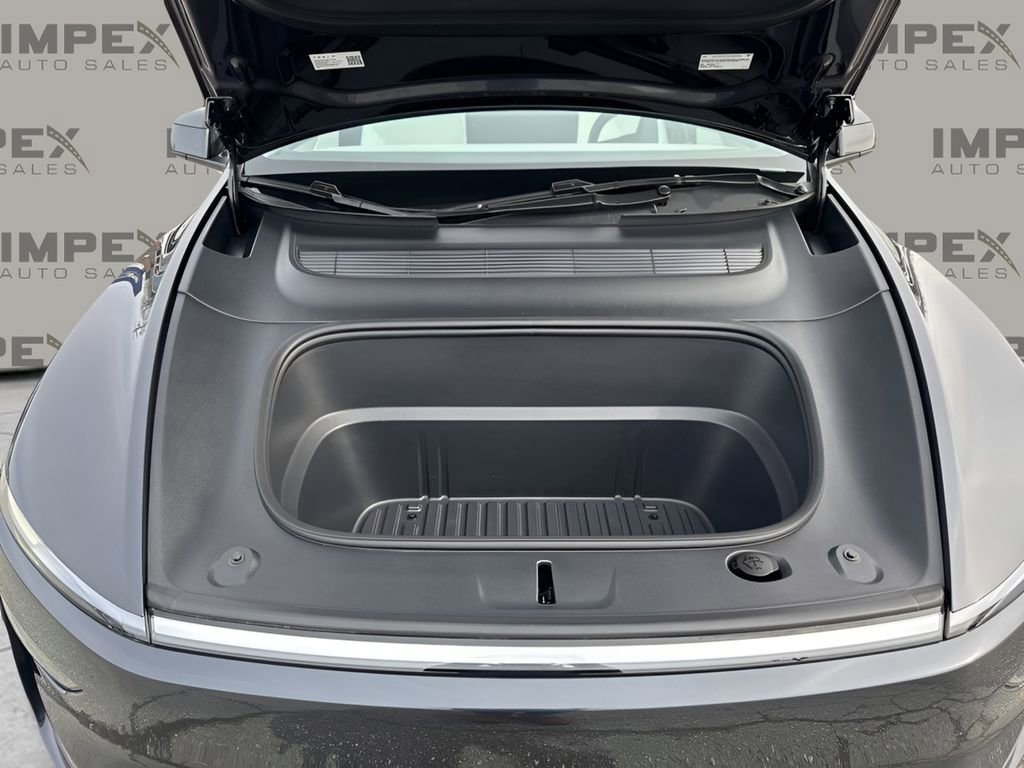 Used 2026 Tesla Model Y Premium image 36