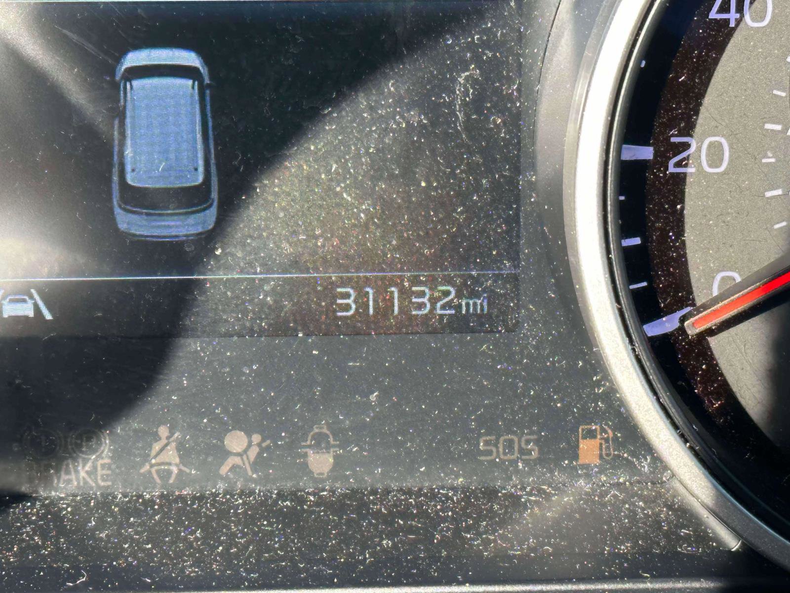 Used 2022 Kia Carnival LX image 25