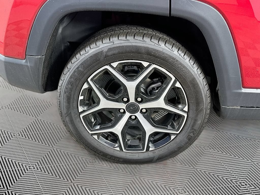 Certified 2025 Jeep Compass Limited AWD/4WD image 41