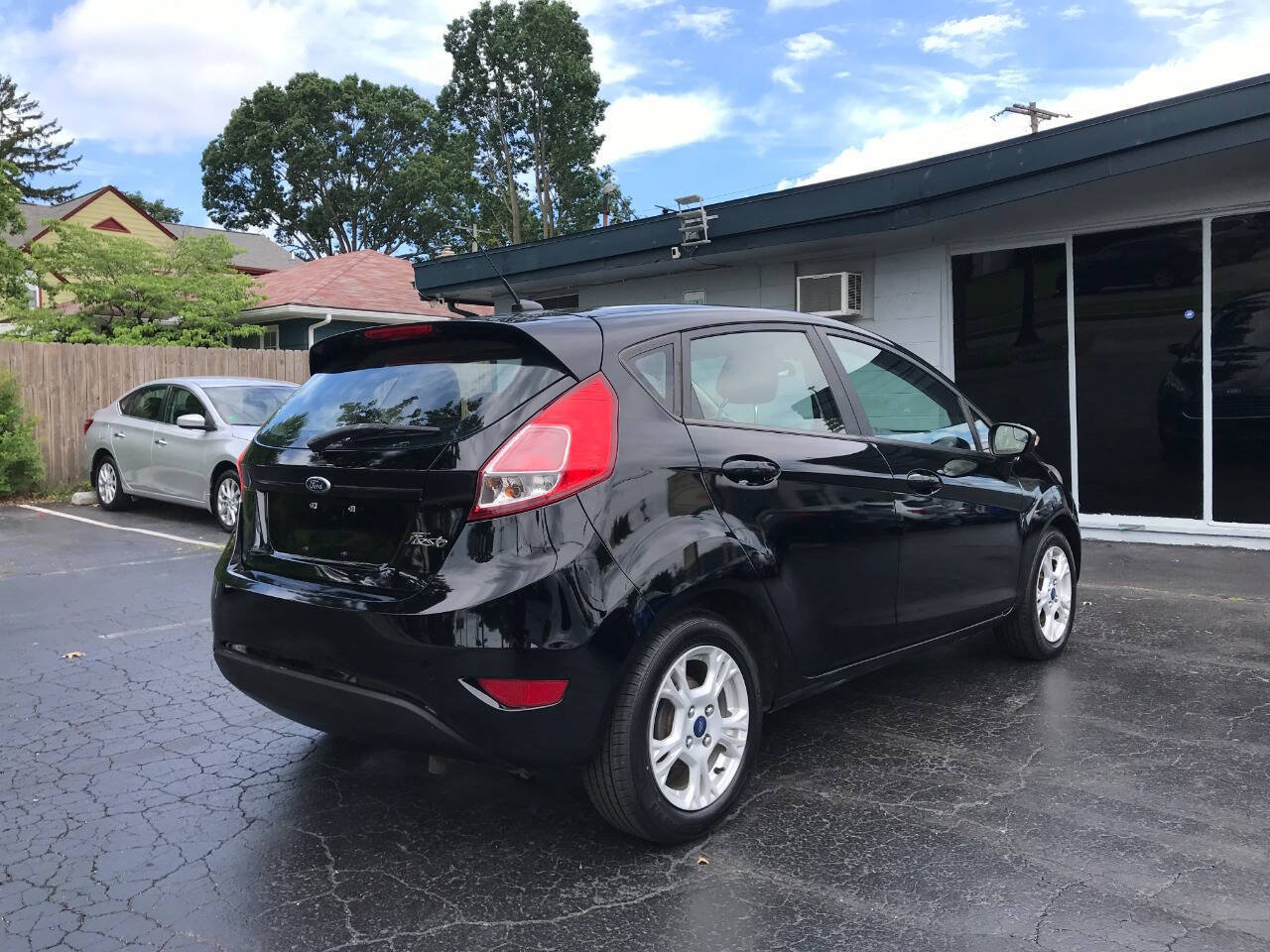 Used 2016 Ford Fiesta SE FWD image 7