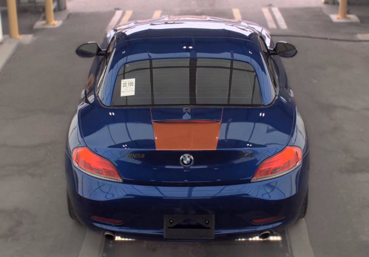 Used 2010 BMW Z4 sDrive35i RWD image 6
