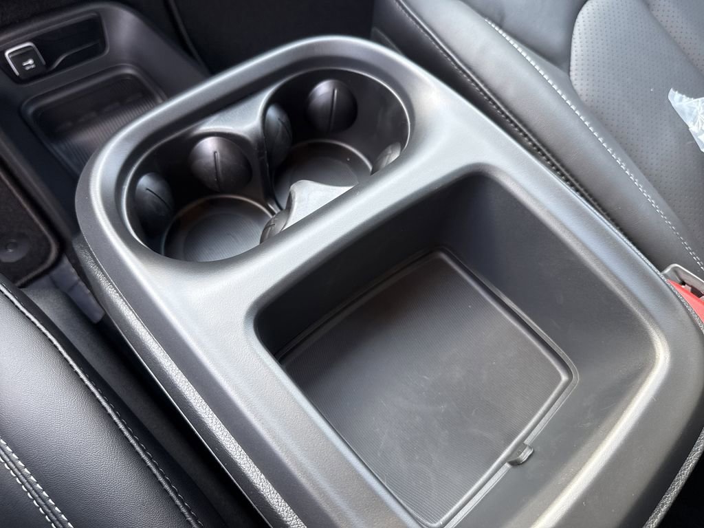 New 2026 Chrysler Pacifica Select image 35