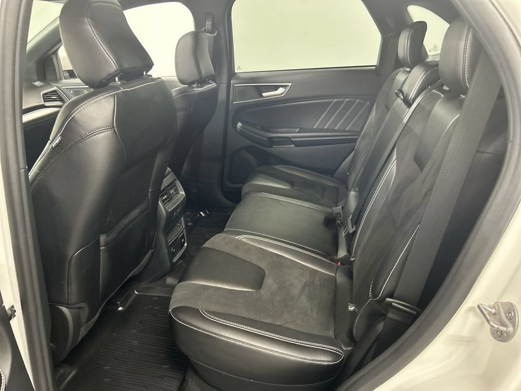 Used 2024 Ford Edge ST w/ Equipment Group 401A AWD/4WD image 21