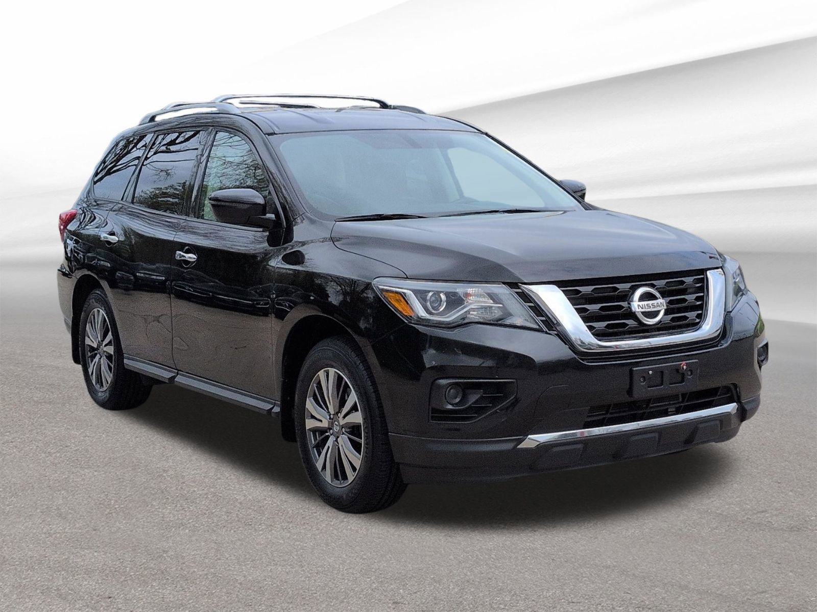 Certified 2019 Nissan Pathfinder S image 4