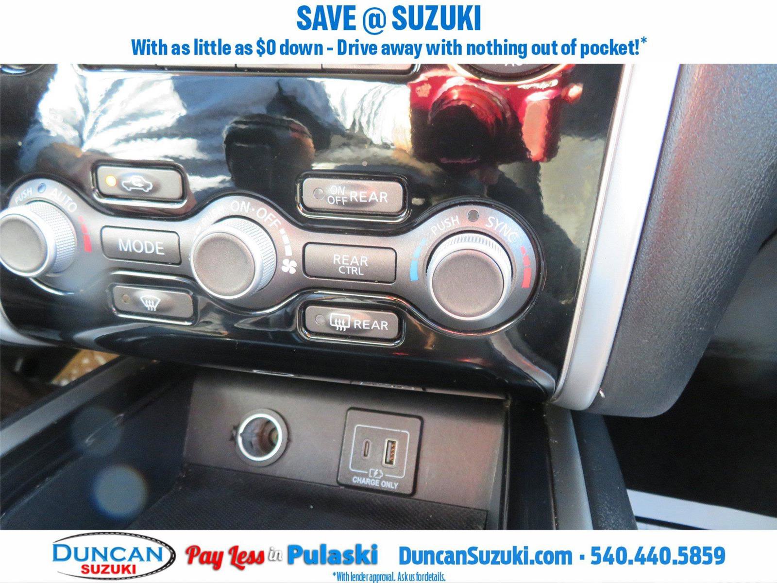 Used 2019 Nissan Pathfinder SV image 33