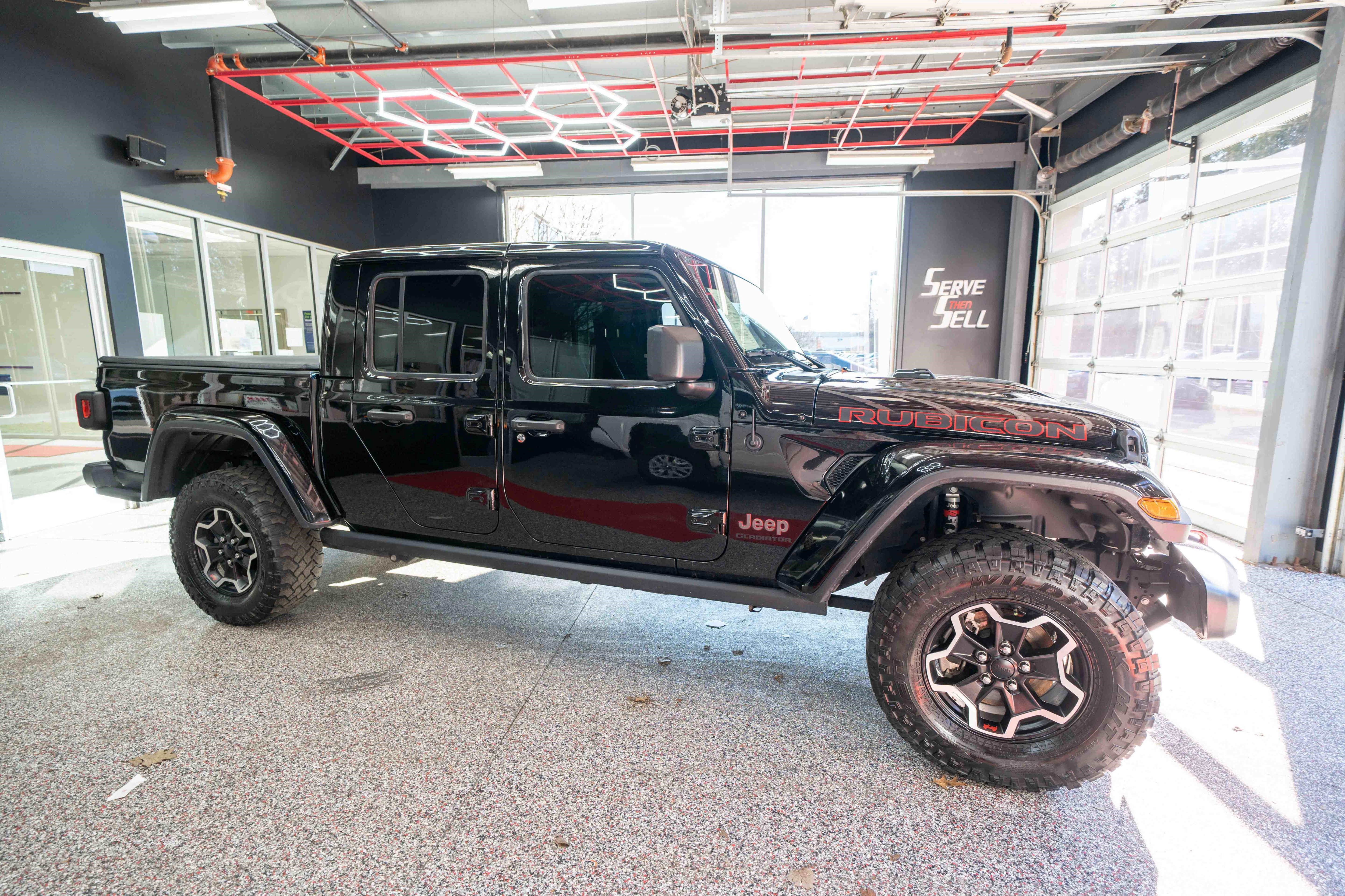 Used 2021 Jeep Gladiator Rubicon image 5