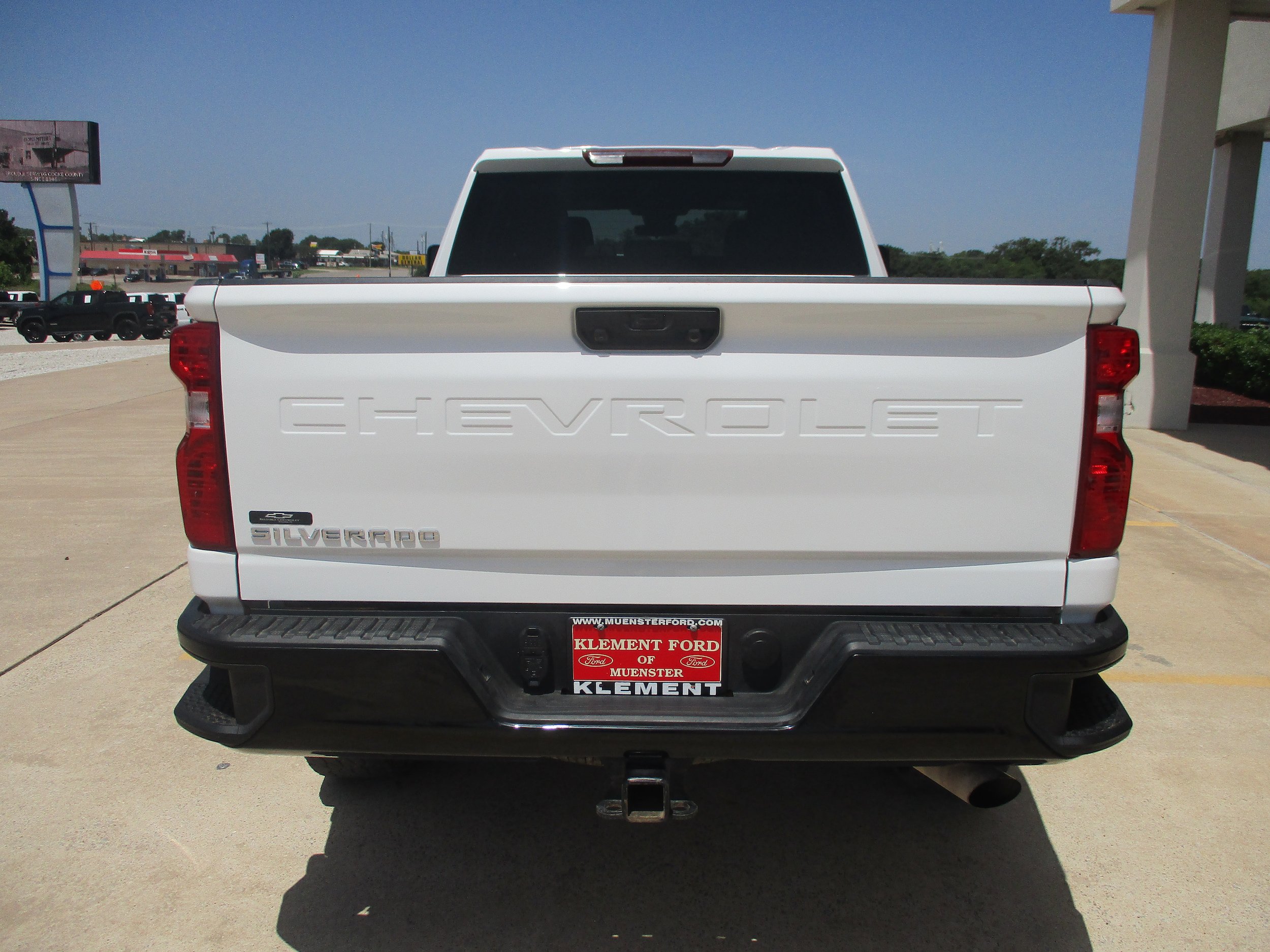 Used 2025 Chevrolet Silverado 2500 Custom w/ Custom Convenience Package AWD/4WD image 7