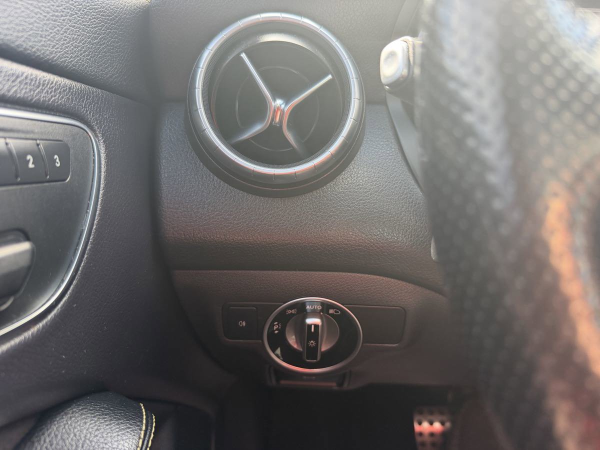 Used 2014 Mercedes-Benz CLA 250 4MATIC w/ Edition 1 Package image 30