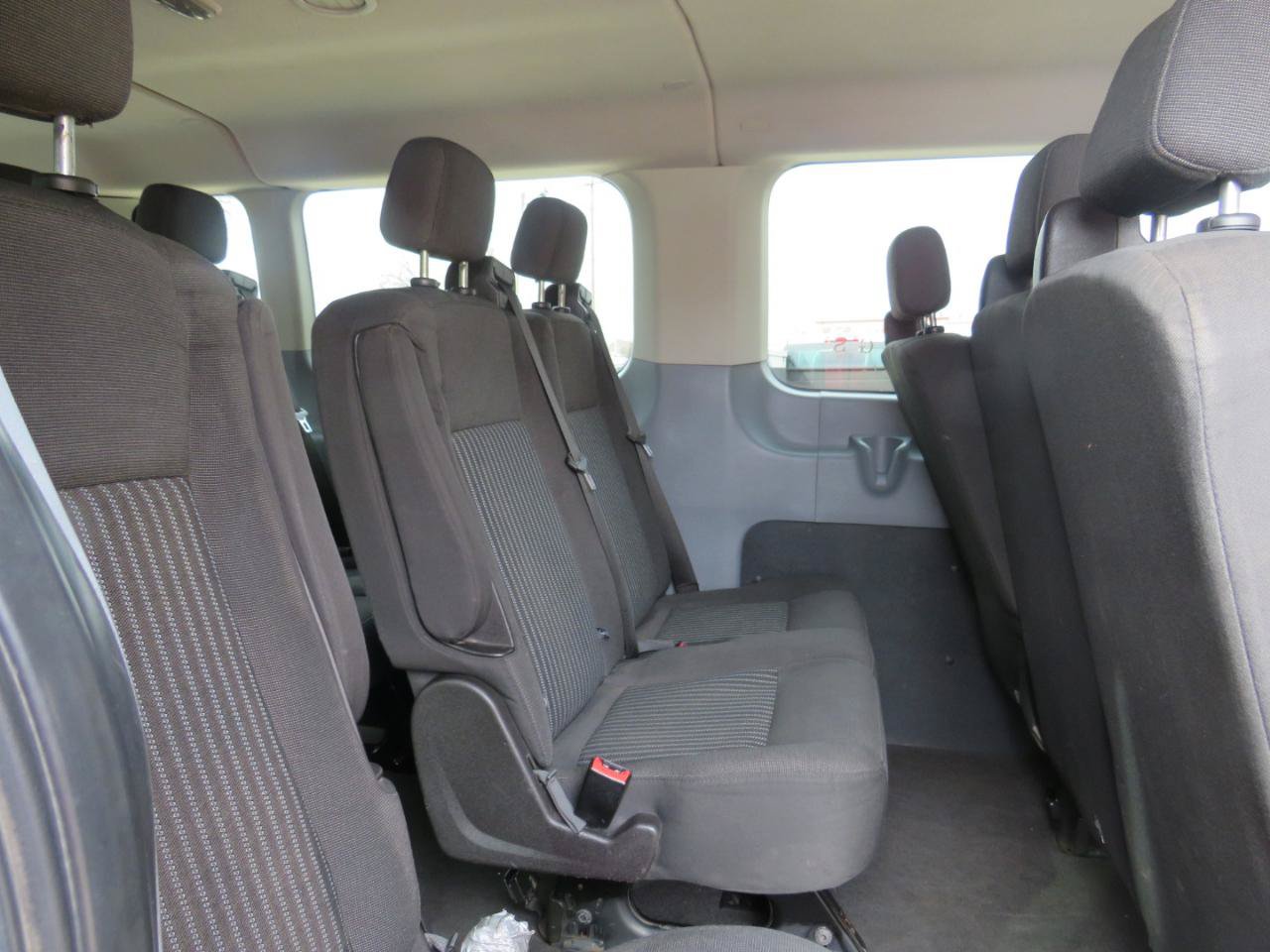 Used 2017 Ford Transit 350 XLT RWD image 38