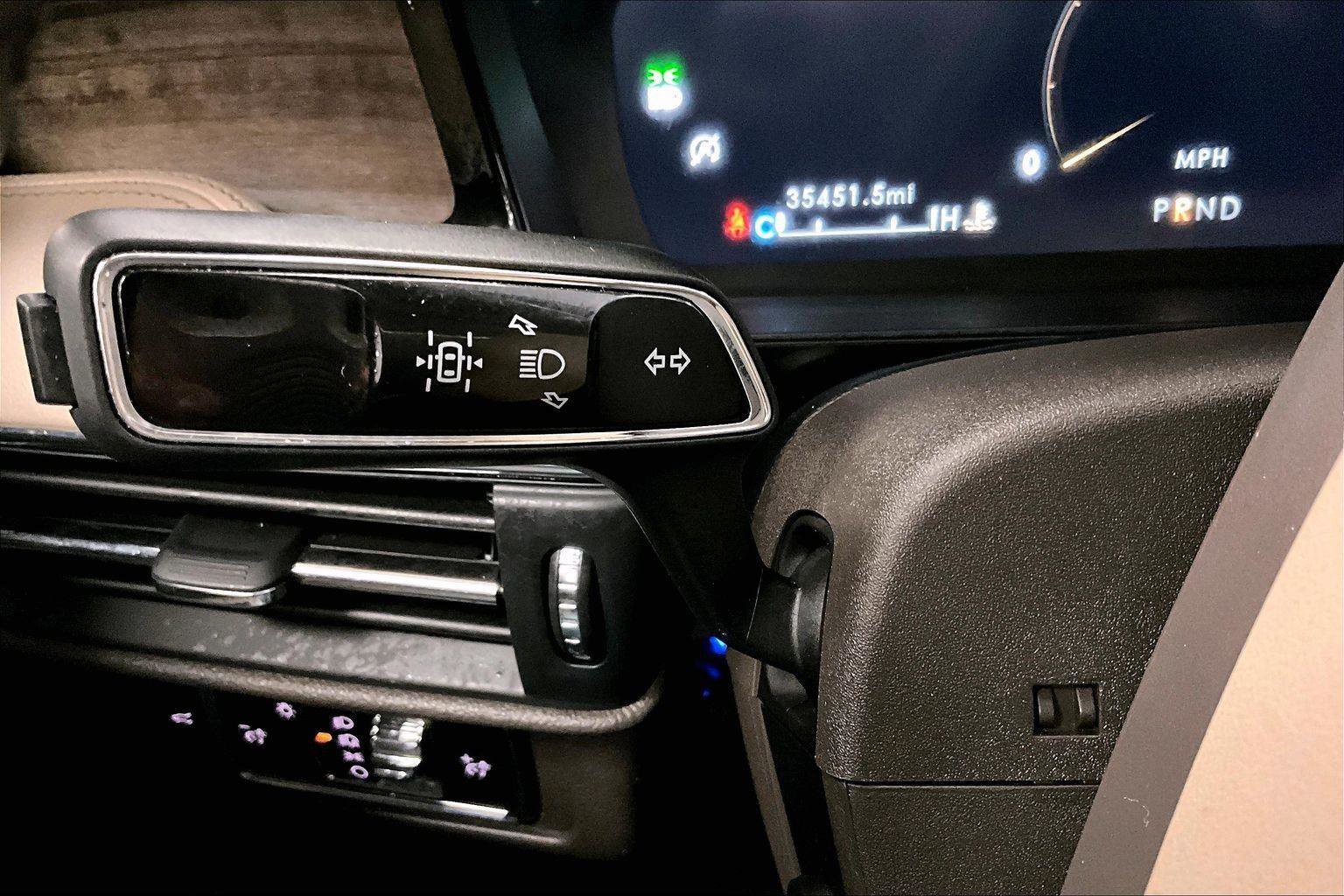 Used 2022 Lincoln Corsair Reserve w/ Equipment Group 201A image 30