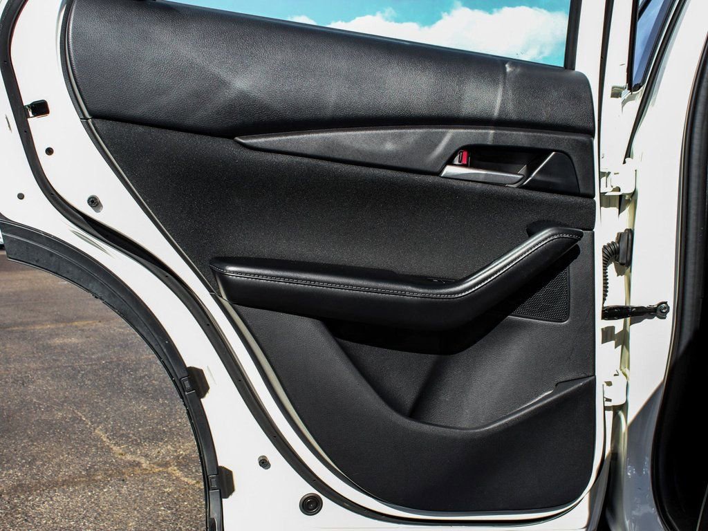 Used 2025 MAZDA CX-30 AWD 2.5 S image 11