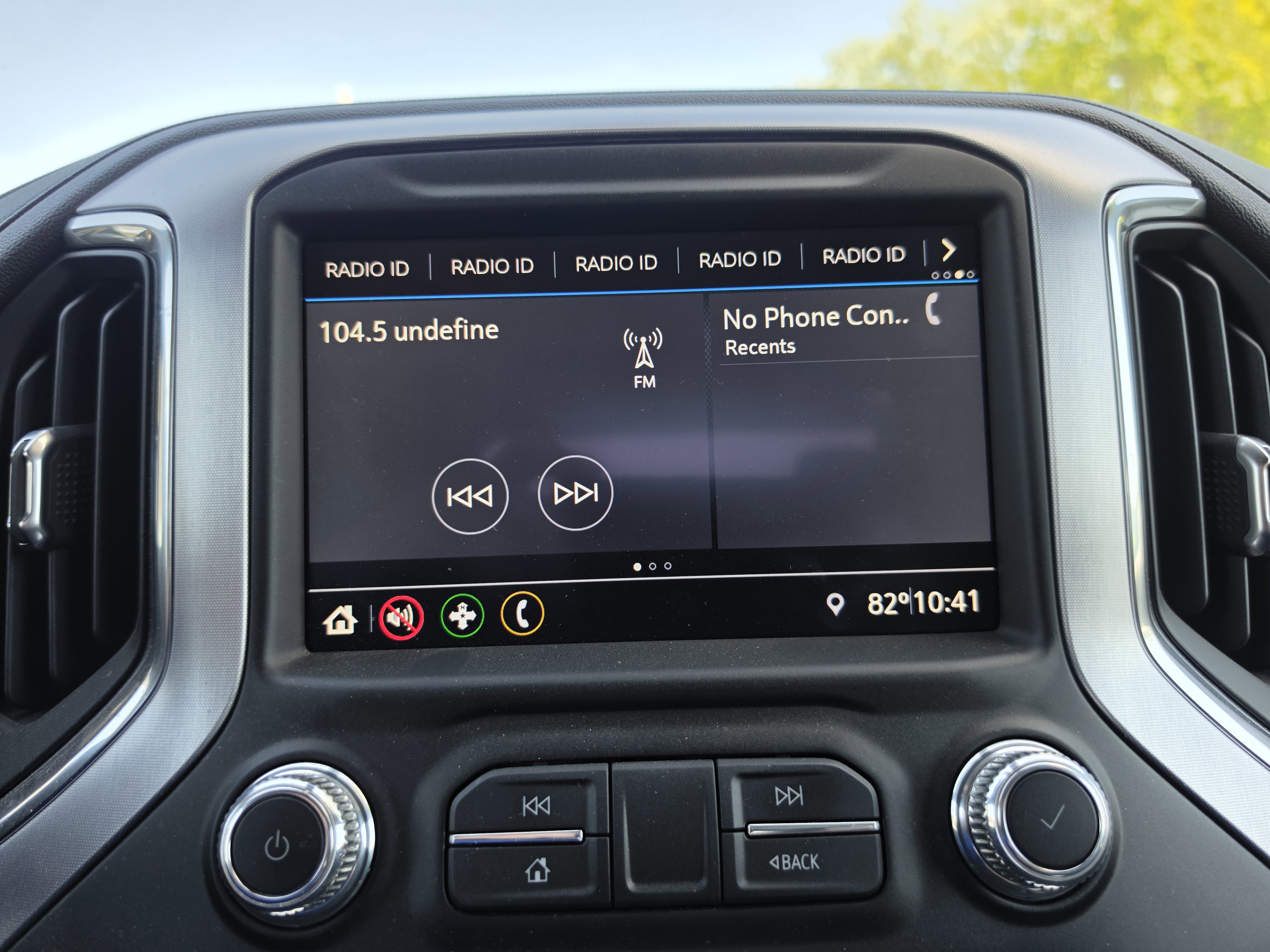 Used 2021 GMC Sierra 1500 SLE w/ Driver Alert Package I AWD/4WD image 25