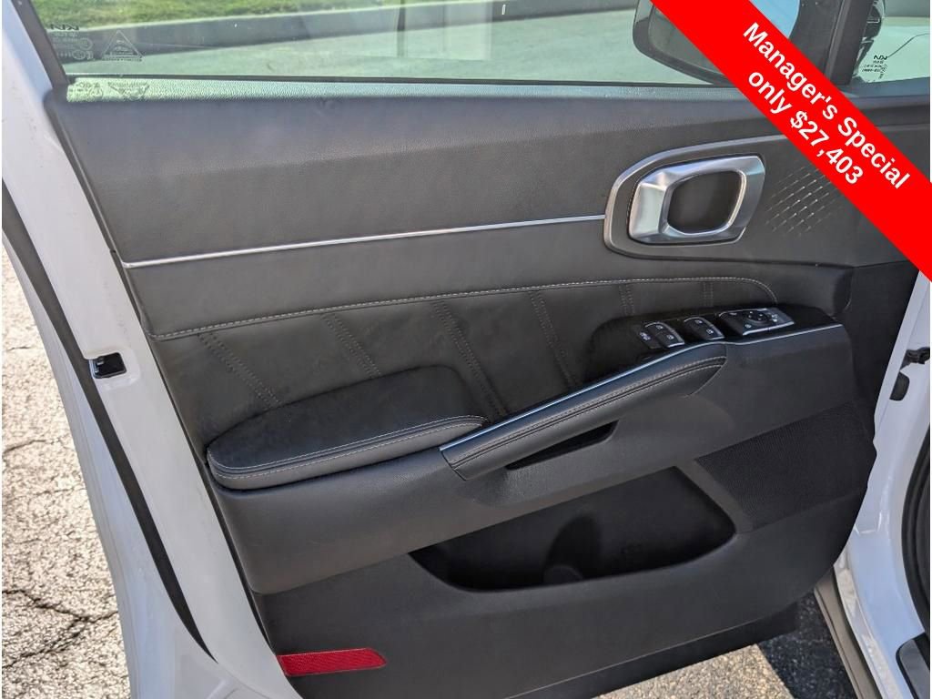 Used 2022 Kia Sorento SX image 14