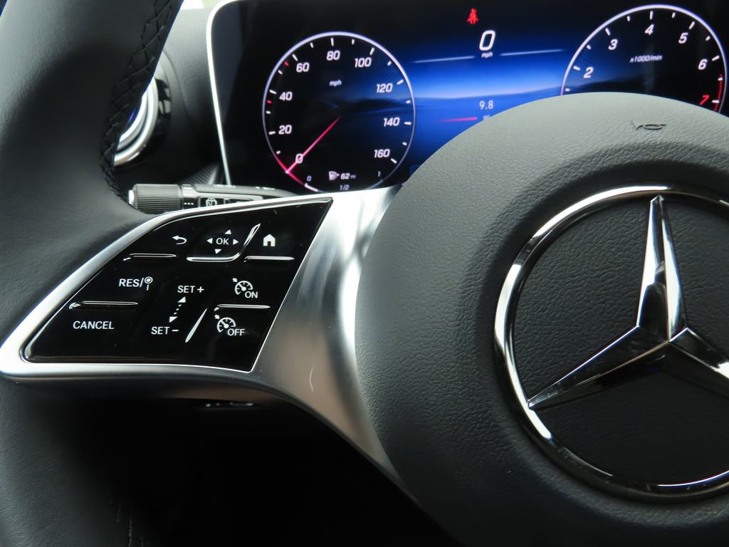 Certified 2025 Mercedes-Benz GLC 300 image 11