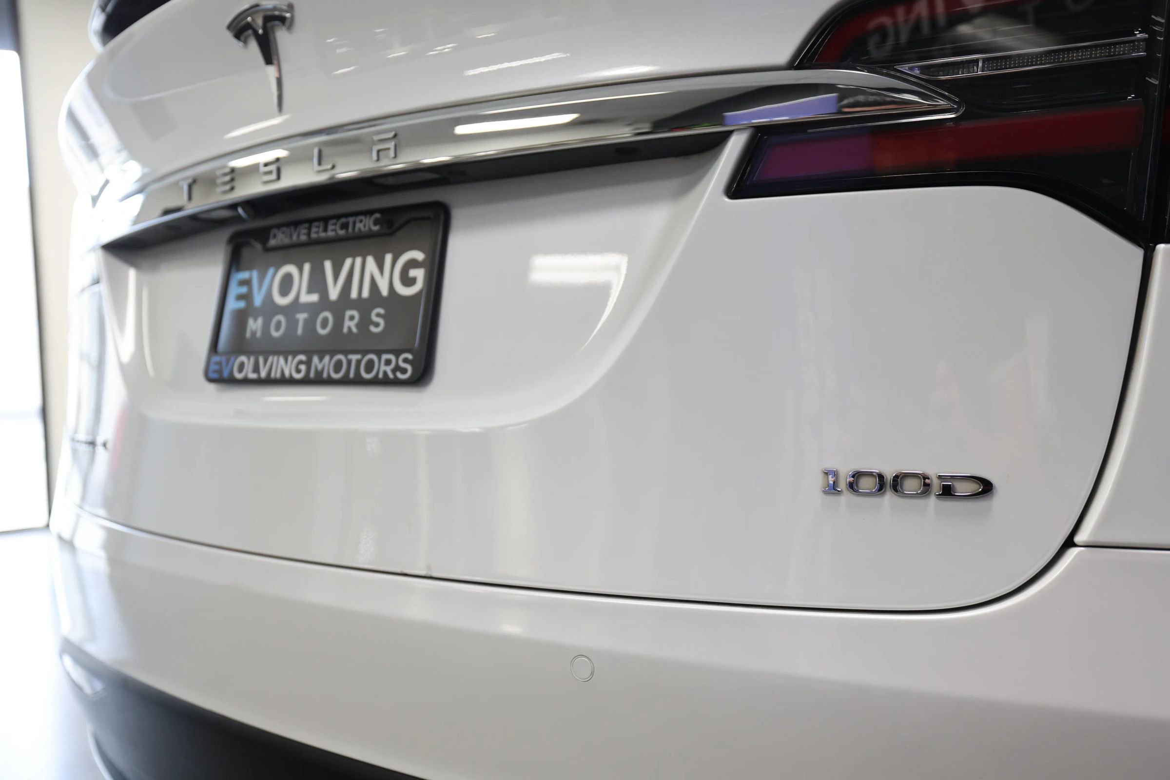 Used 2017 Tesla Model X 100D image 15