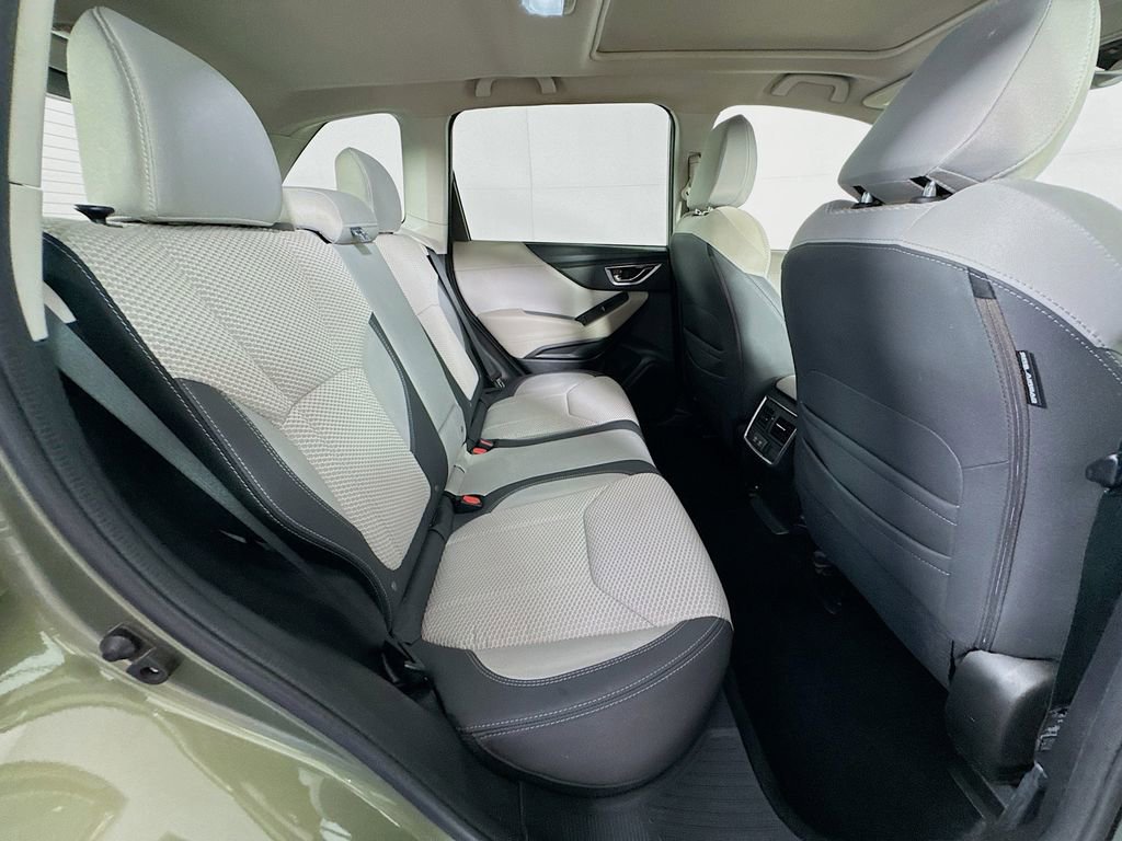 Used 2020 Subaru Forester Premium AWD/4WD image 34