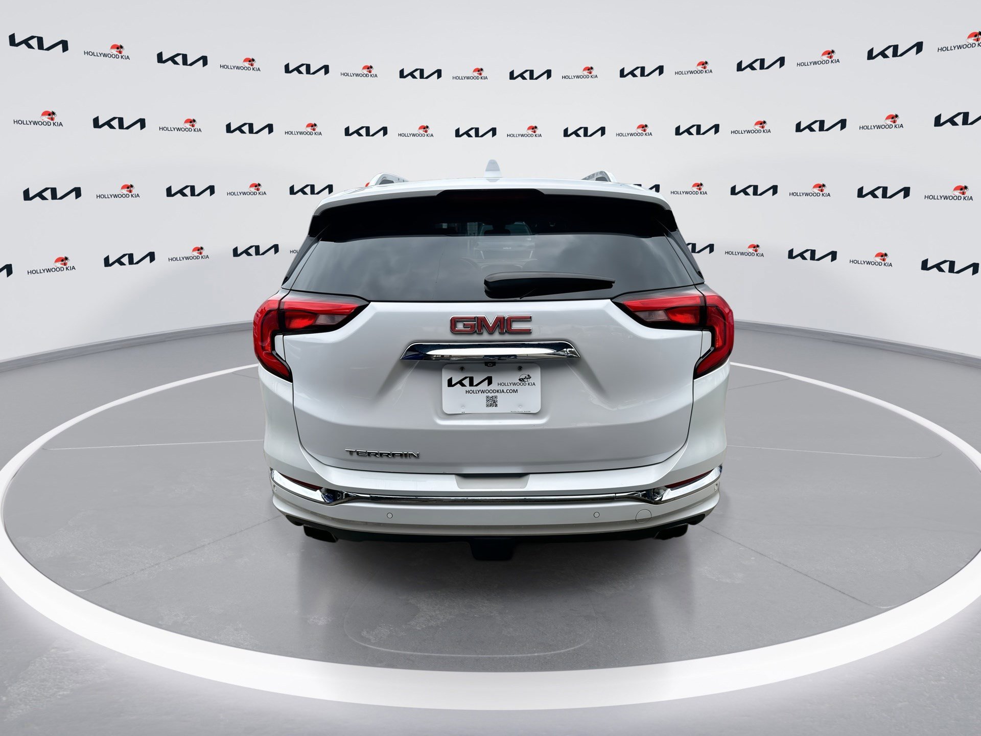 Used 2020 GMC Terrain Denali w/ Denali Premium Package image 7