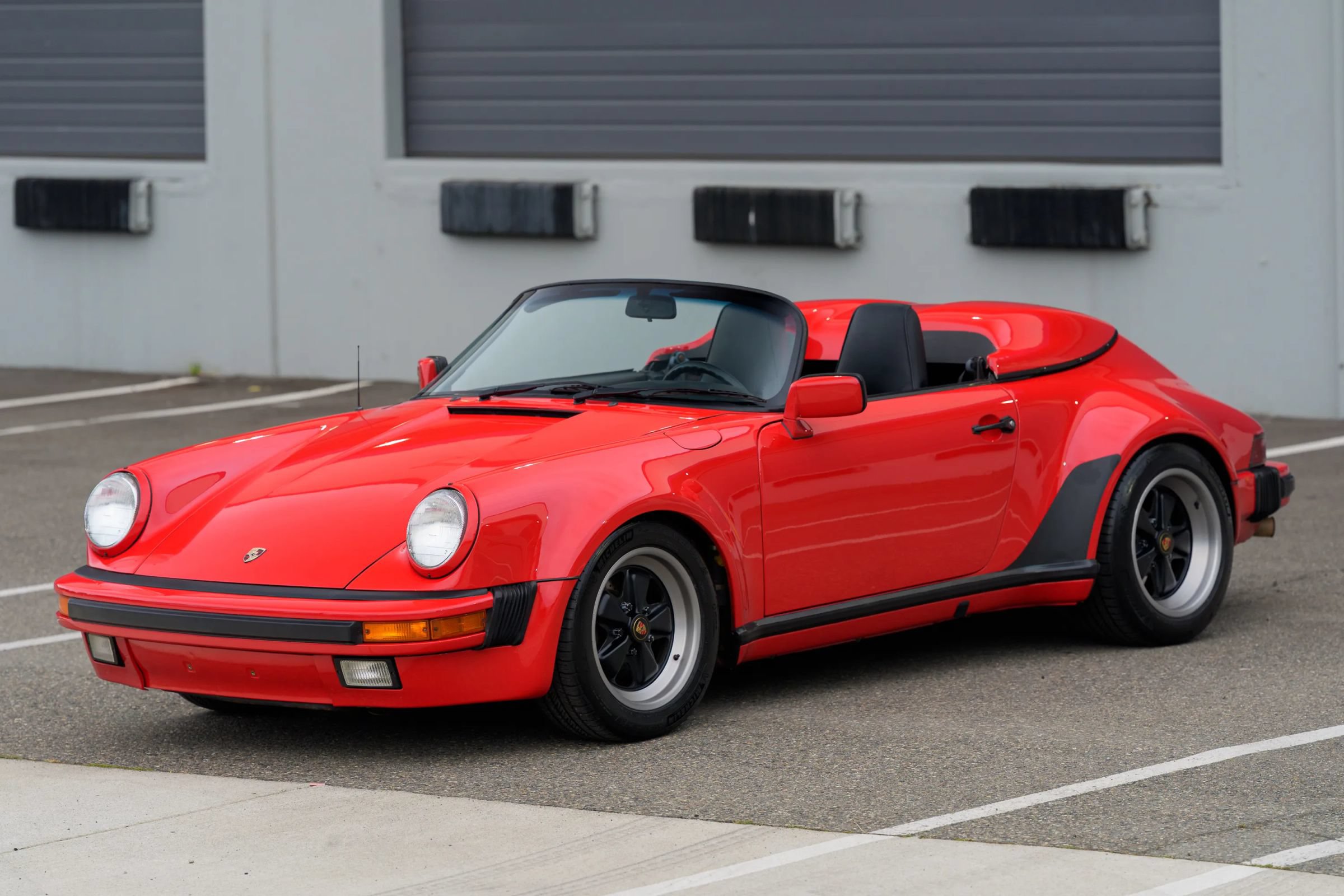 Used 1989 Porsche 911 Carrera RWD image 1