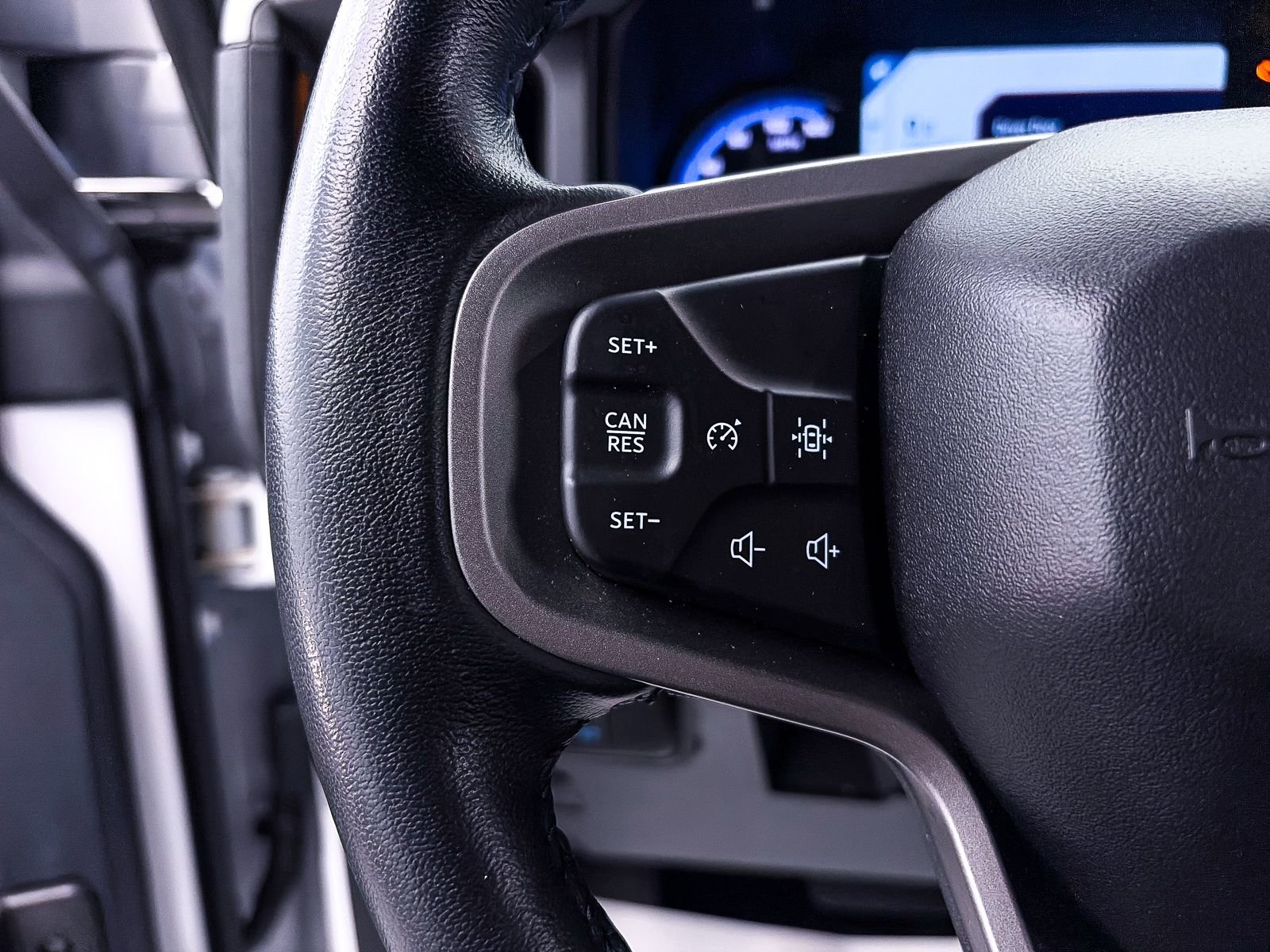 Used 2023 Ford Bronco Badlands image 30