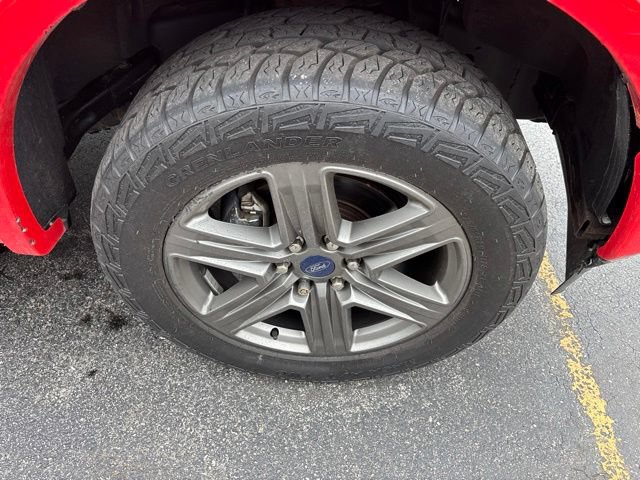 Used 2020 Ford F150 XLT w/ Equipment Group 302A Luxury AWD/4WD image 14