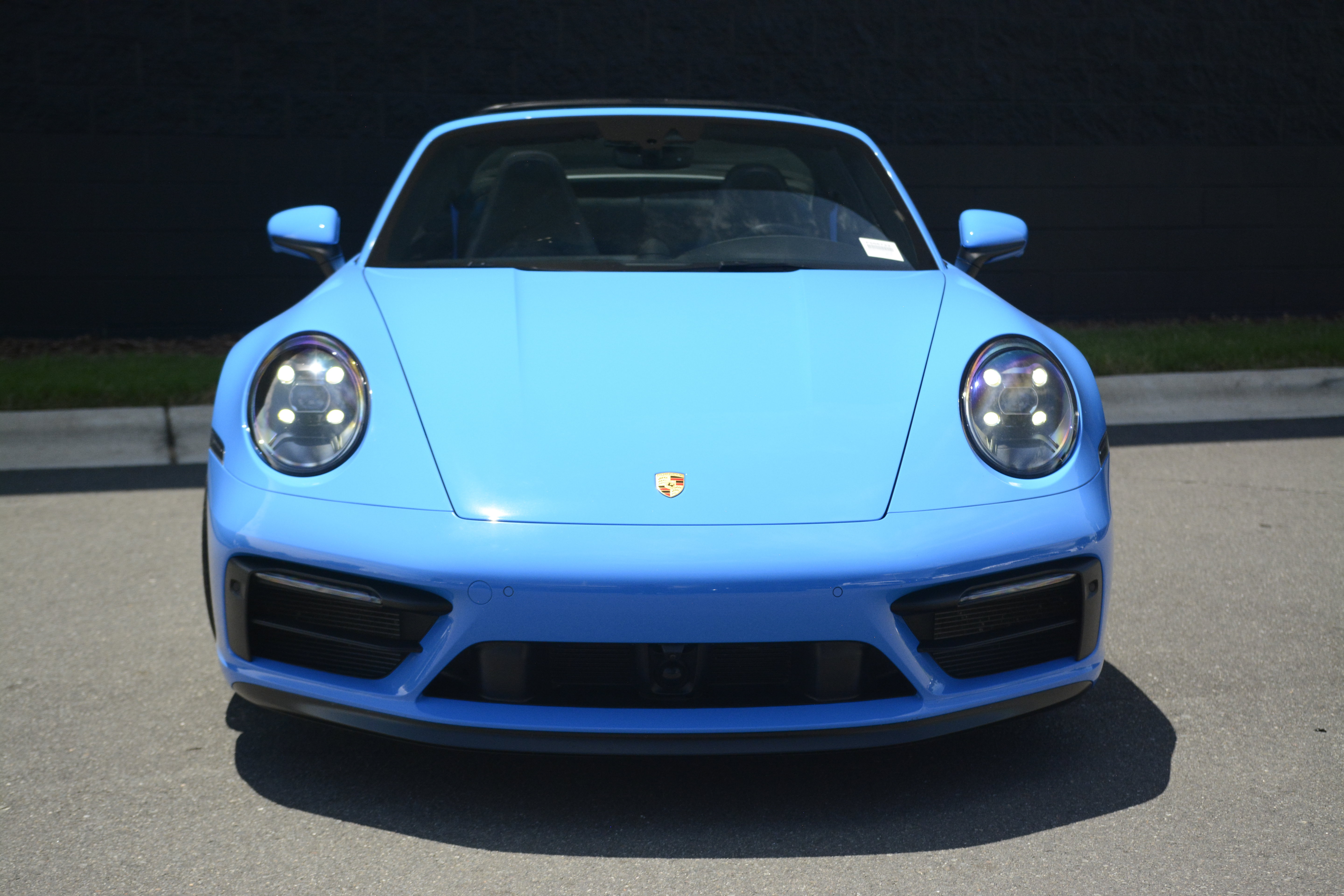 Certified 2022 Porsche 911 Targa 4 GTS AWD/4WD image 10