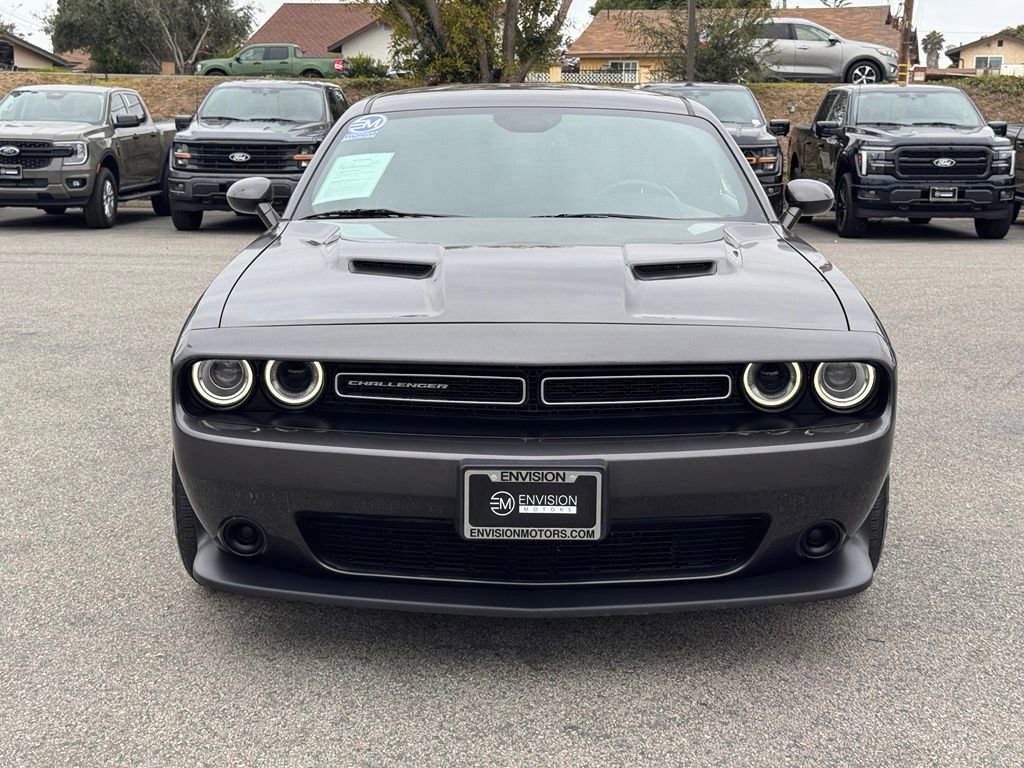 Used 2017 Dodge Challenger SXT RWD image 6