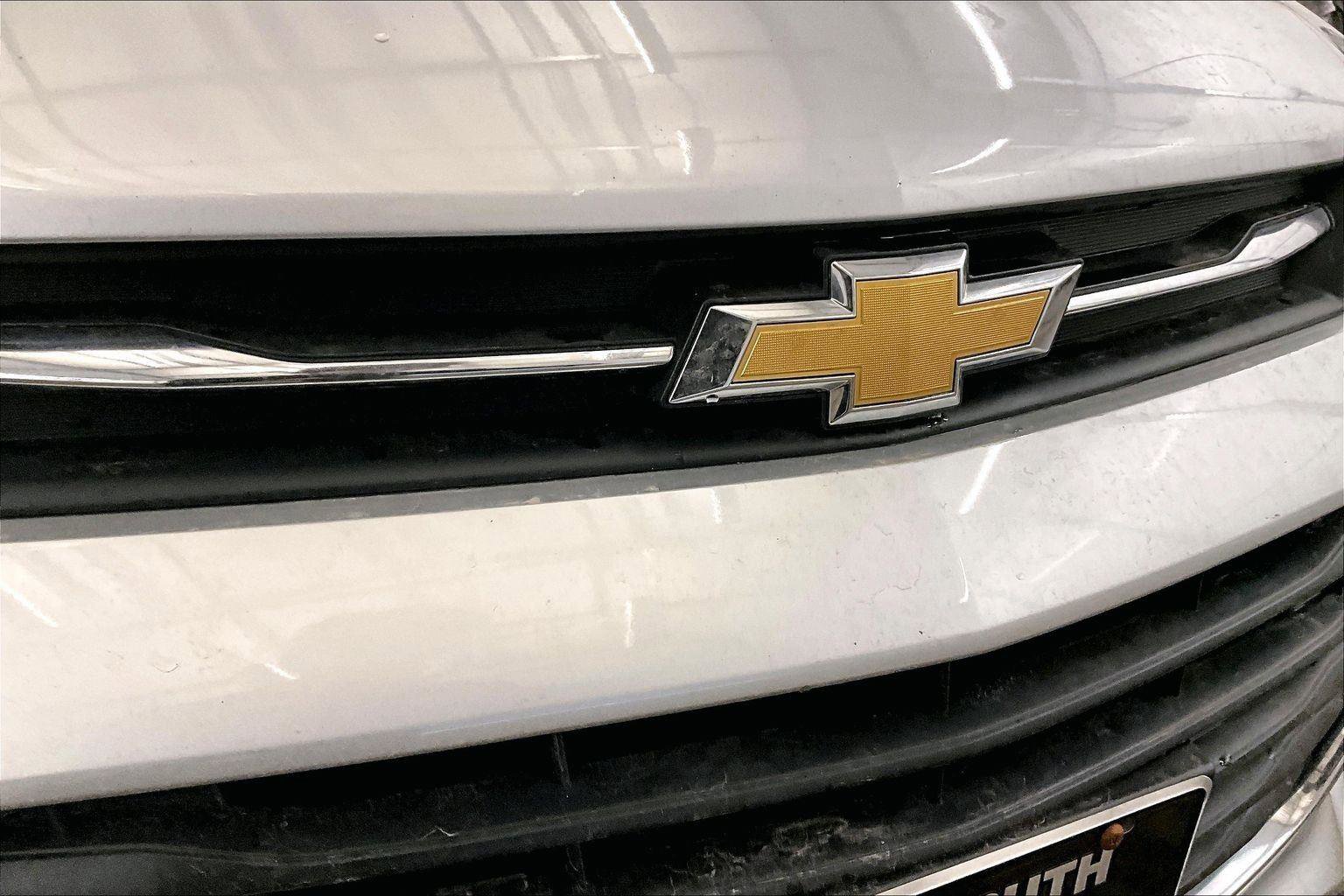 Used 2019 Chevrolet Trax LT w/ LT Convenience Package image 29