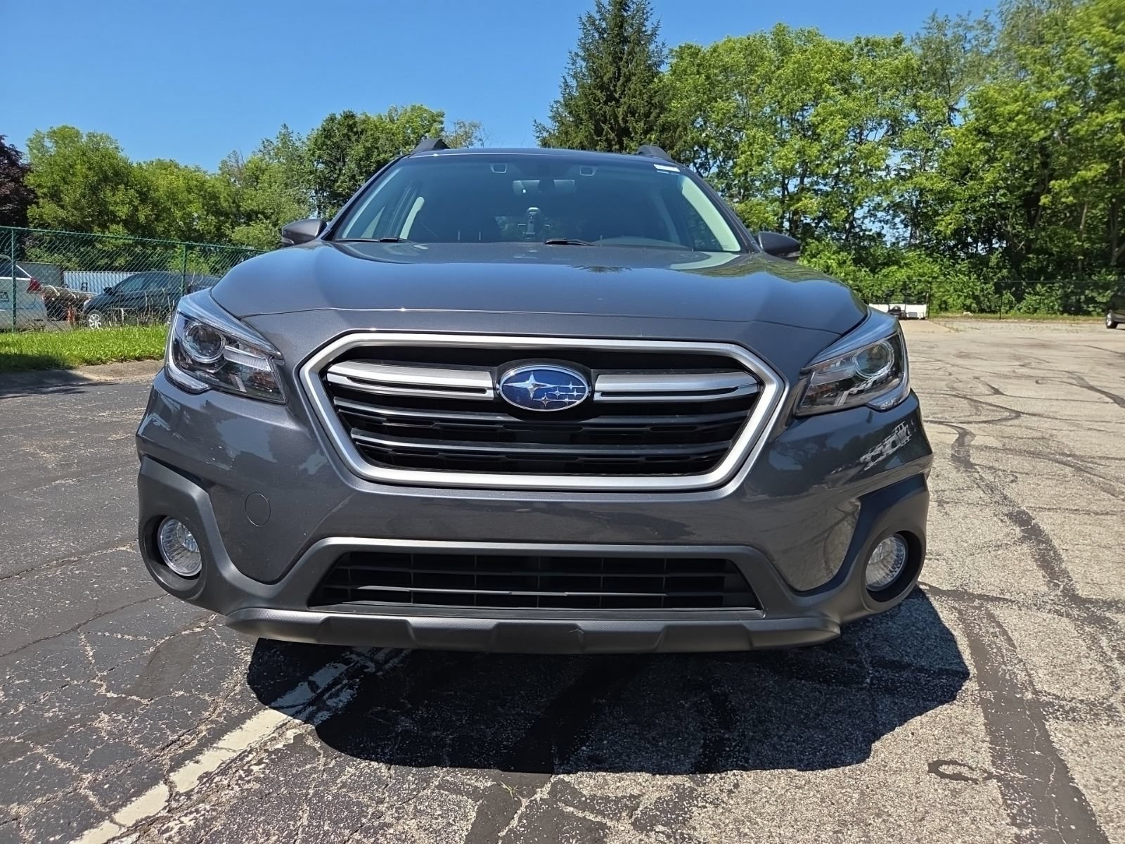 Used 2018 Subaru Outback 2.5i Limited AWD/4WD image 4