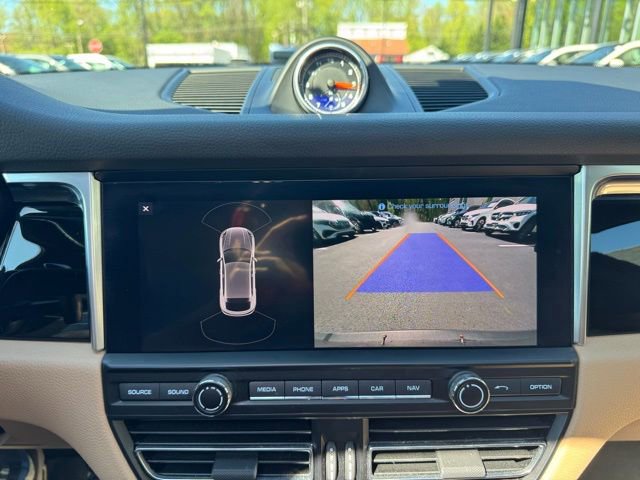 Used 2019 Porsche Macan AWD/4WD image 23
