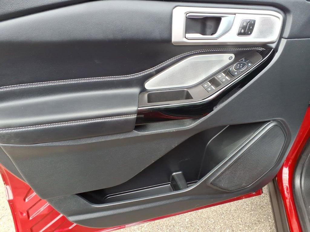 Used 2023 Ford Explorer ST w/ Equipment Group 401A AWD/4WD image 15