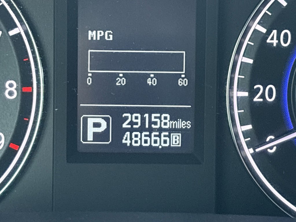 Used 2015 INFINITI Q60 Journey w/ Premium Package image 7