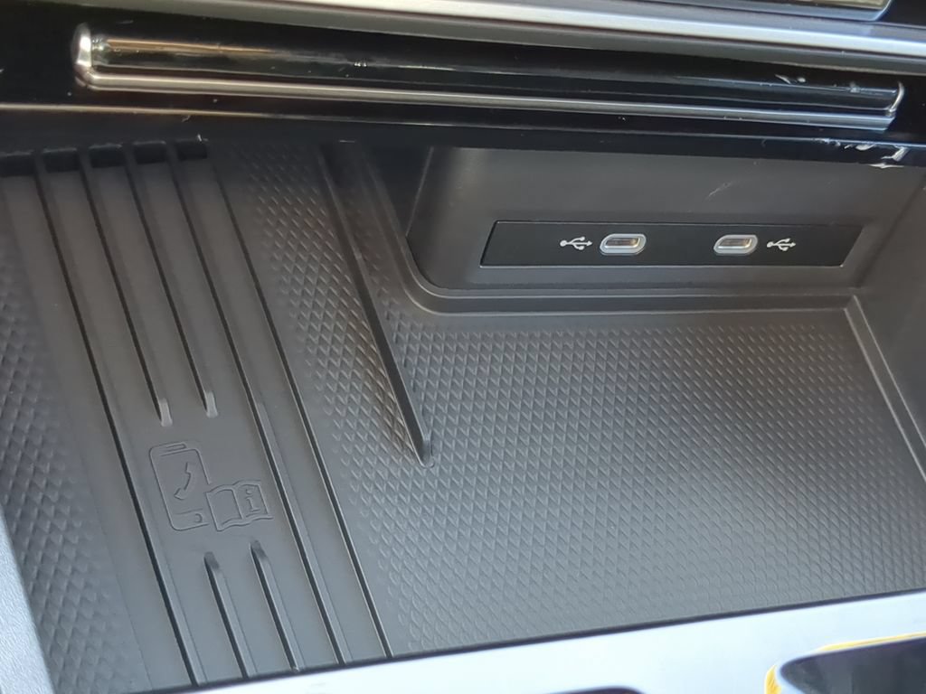 New 2026 Volkswagen Atlas Cross Sport SE FWD image 23