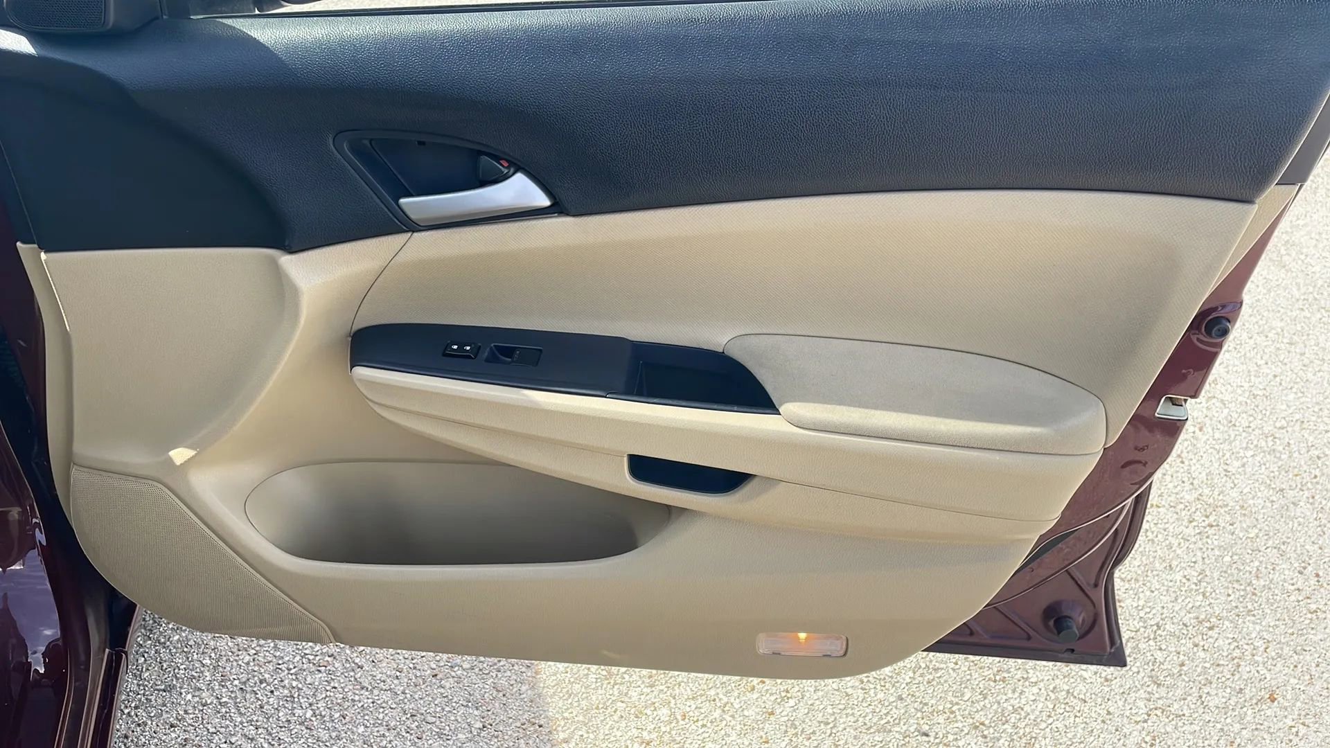 Used 2012 Honda Accord LX image 17