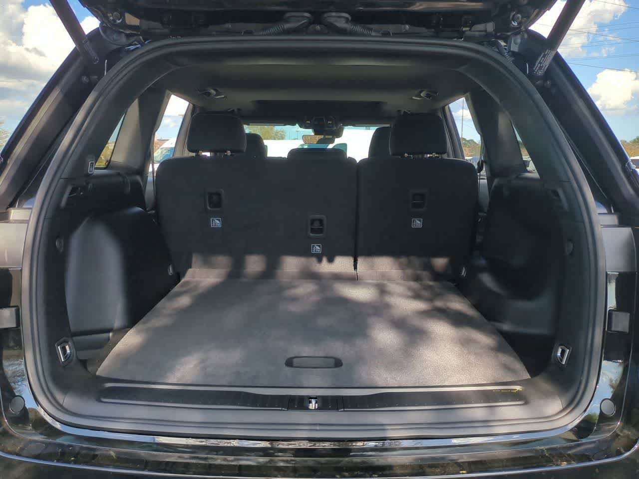 New 2026 Jeep Grand Cherokee Laredo X AWD/4WD image 35