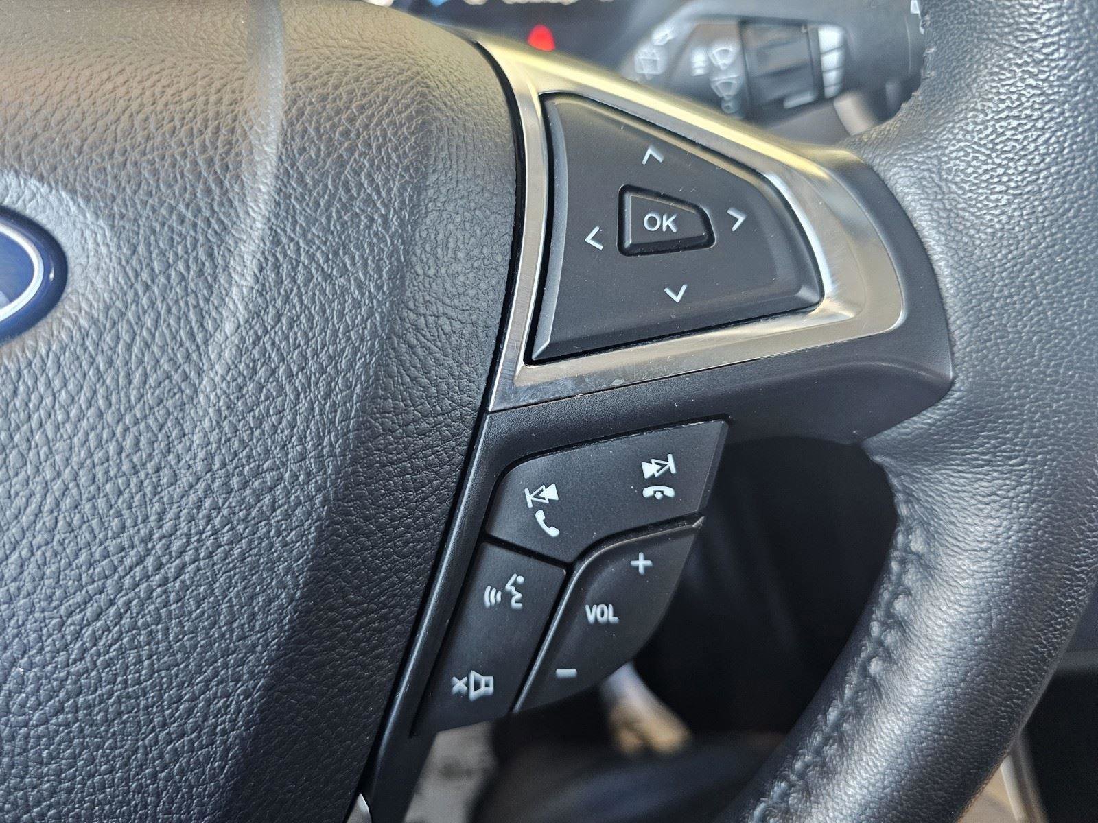 Used 2022 Ford Edge SEL w/ Convenience Package image 59