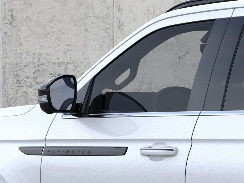 New 2025 Lincoln Navigator Reserve w/ Jet Appearance Package image 14