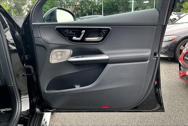Used 2026 Mercedes-Benz GLC 300 4MATIC image 19