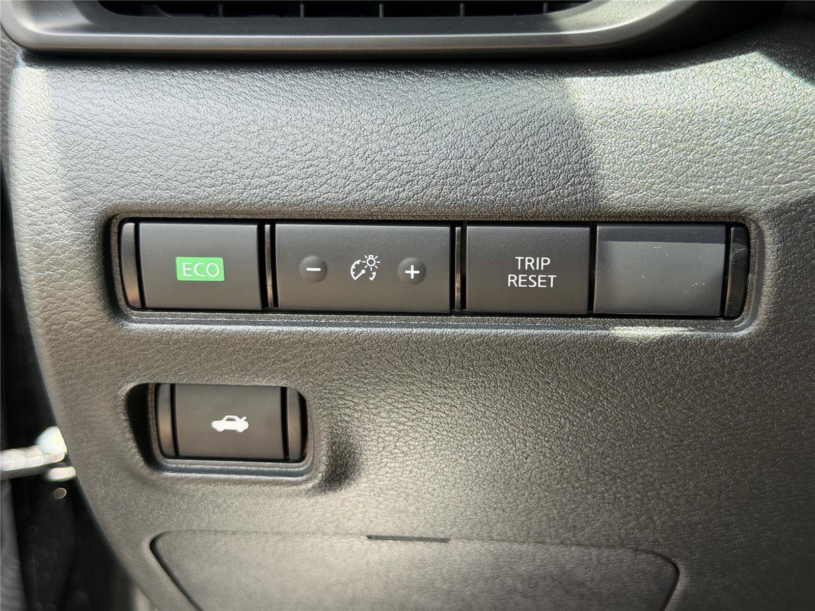 Used 2024 Nissan Sentra S FWD image 24