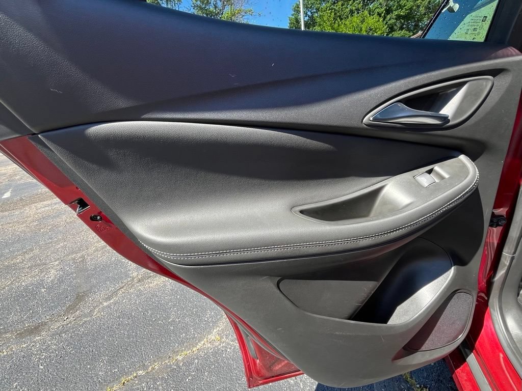 Certified 2023 Buick Encore GX Select w/ Sport Touring Package FWD image 17
