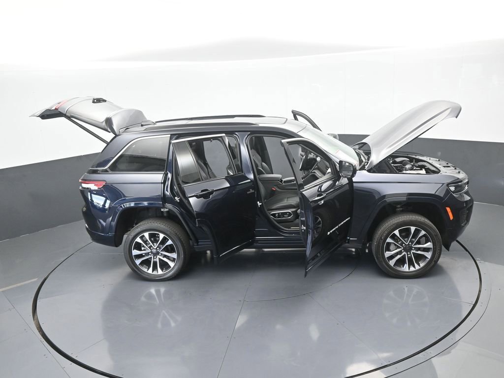 Used 2024 Jeep Grand Cherokee Overland w/ Luxury Tech Group IV image 77