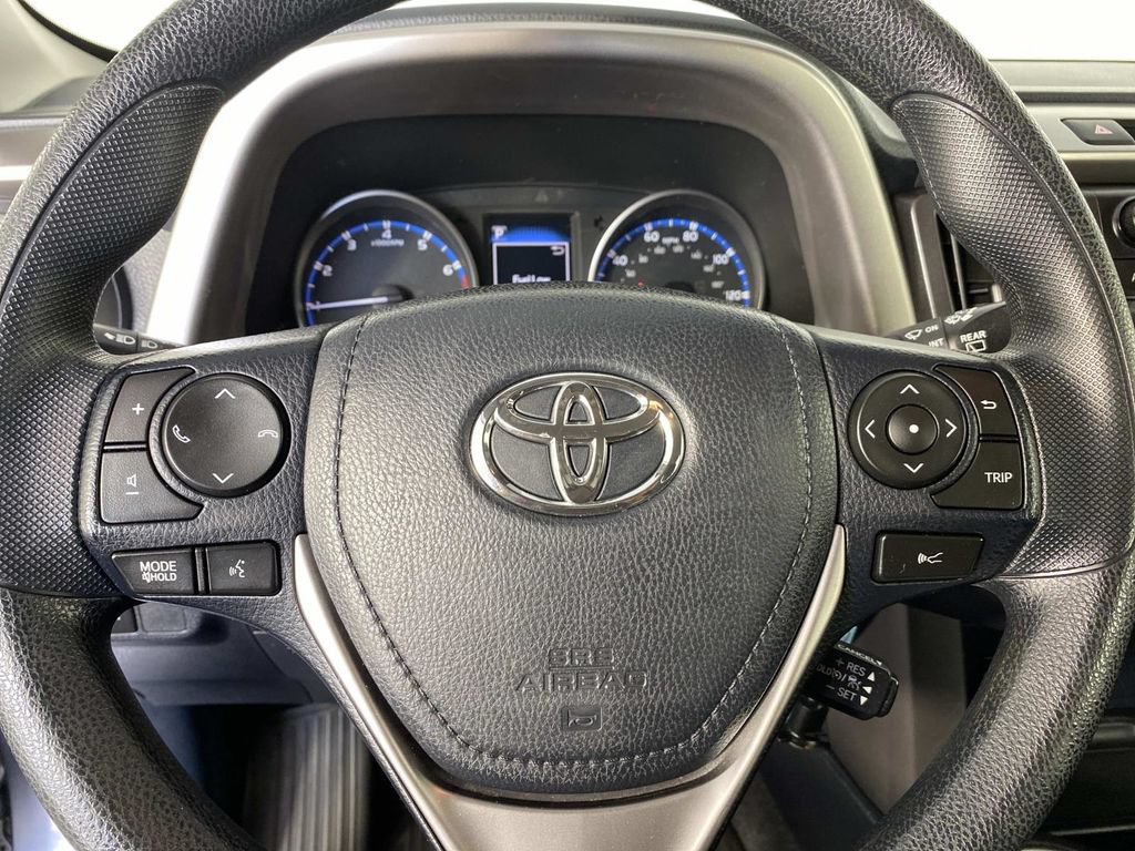 Used 2018 Toyota RAV4 LE w/ All Weather Liner Package AWD/4WD image 14