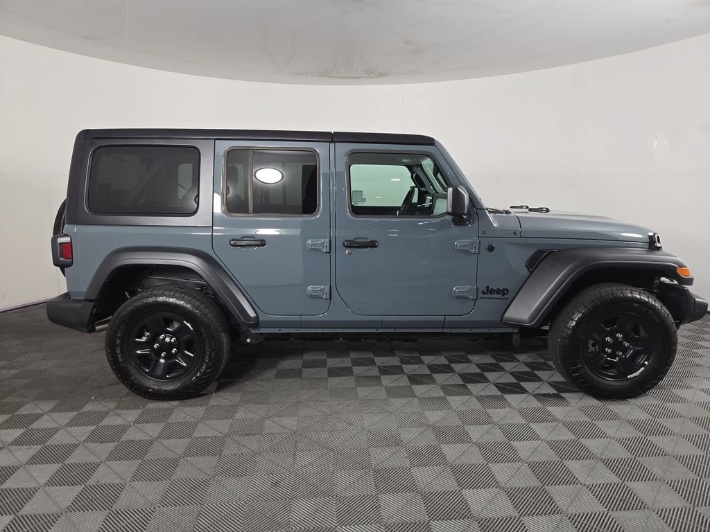 Used 2026 Jeep Wrangler Unlimited Sport AWD/4WD image 3