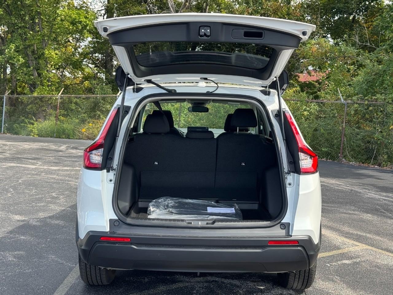 Certified 2026 Honda CR-V EX image 5