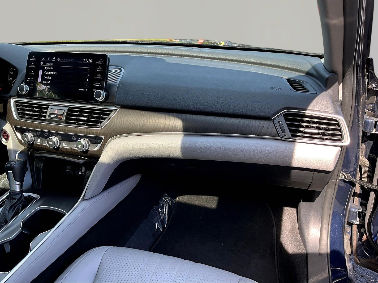 Used 2018 Honda Accord EX-L image 26