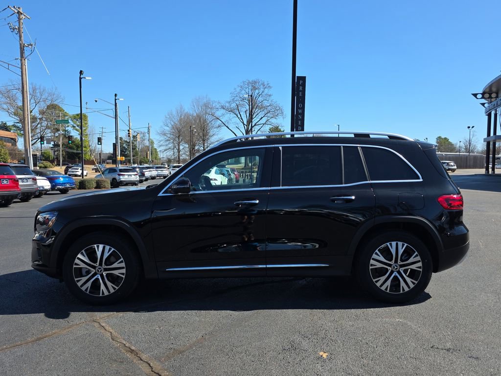 Used 2026 Mercedes-Benz GLB 250 GLB 250 image 2