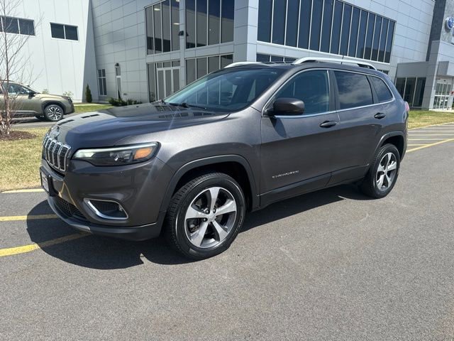 Used 2019 Jeep Cherokee Limited image 1
