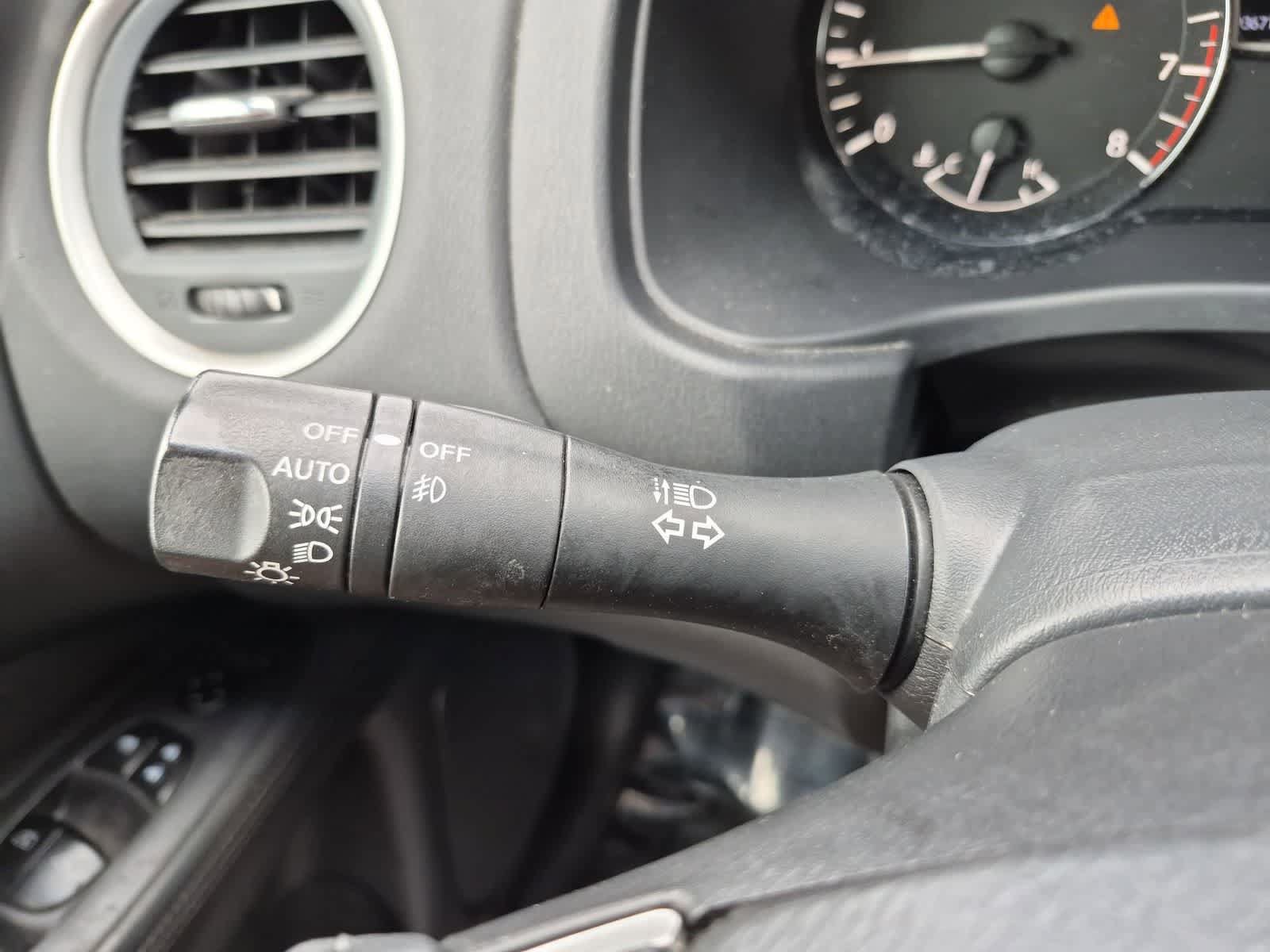 Used 2019 Nissan Pathfinder Platinum AWD/4WD image 27
