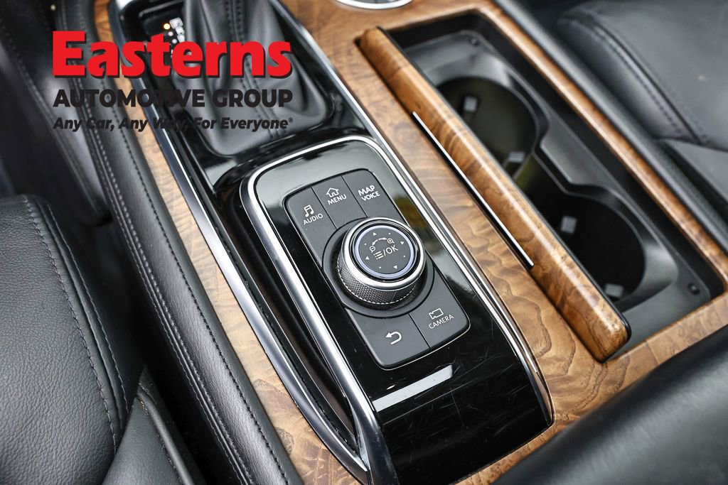 Used 2024 Nissan Armada SL w/ Captain's Chairs Package image 22