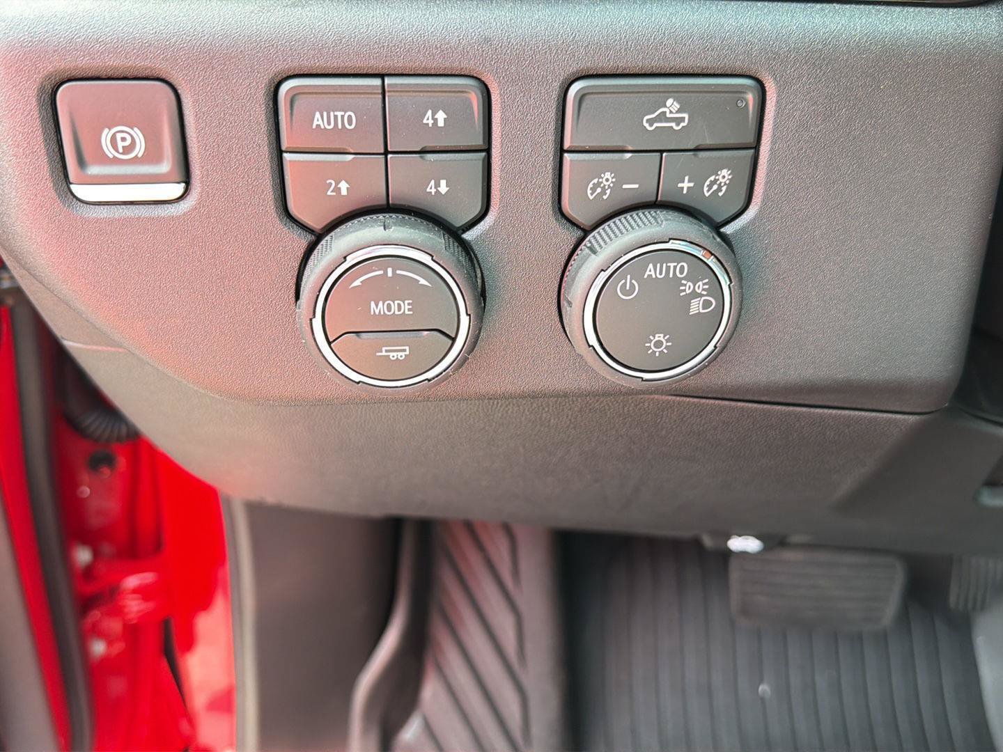 New 2026 Chevrolet Silverado 1500 LT AWD/4WD image 19