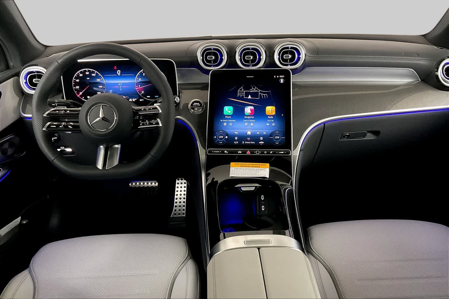 New 2025 Mercedes-Benz GLC 300 4MATIC image 8